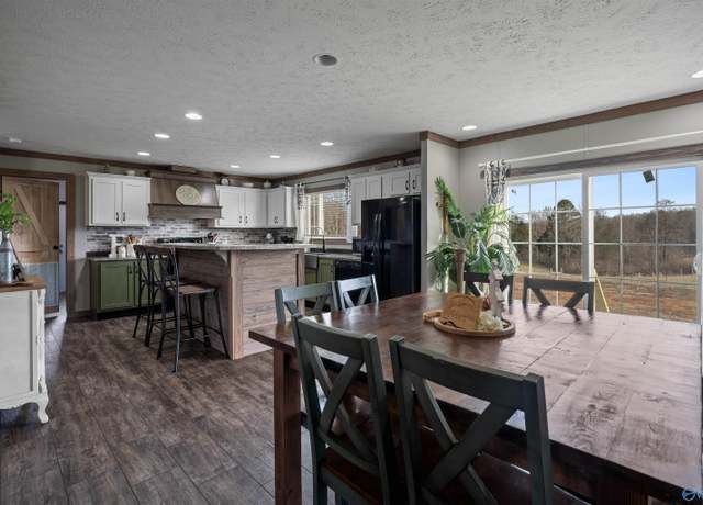 Property at 8209 County Road 39, Fackler, AL 35746, 3 beds, 2 baths