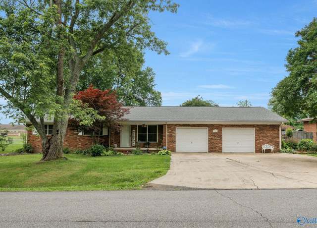 Property at 300 Suffield St, Athens, AL 35611, 3 beds, 2 baths