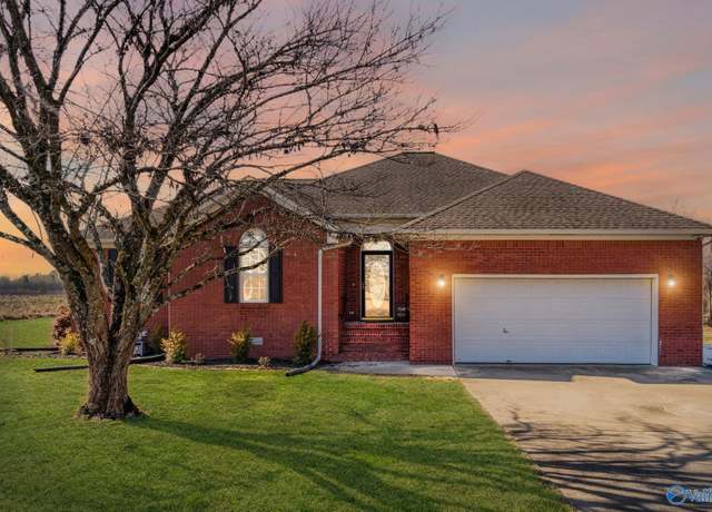 Property at 1280 Scott Rd, Hazel Green, AL 35750, 3 beds, 2 baths