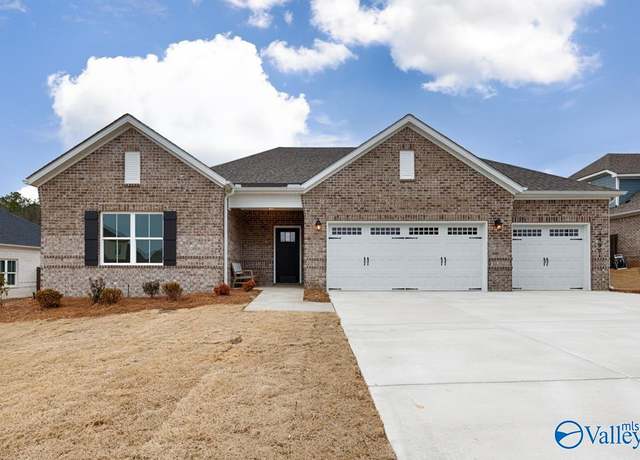 Property at 14951 Willow Rose Ln, Athens, AL 35613, 4 beds, 3.5 baths