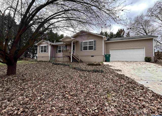 Property at 400 County Road 488, Centre, AL 35960, 3 beds, 2 baths