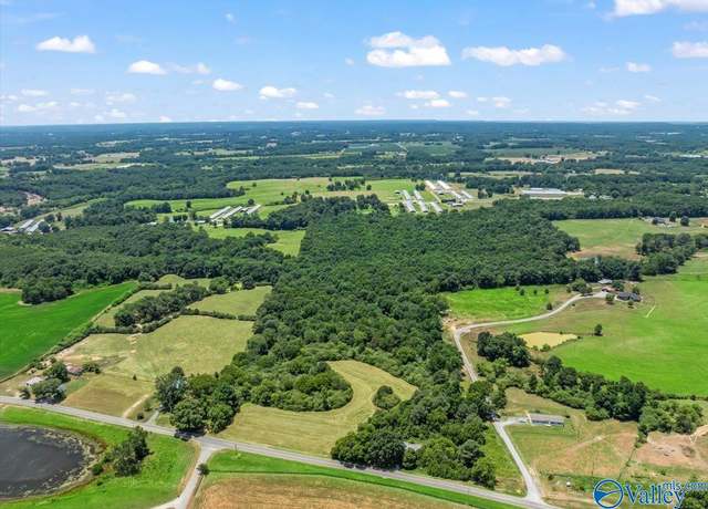 Property at 2495 County Road 1564, Baileyton, AL 35019, 2 beds, 1 bath