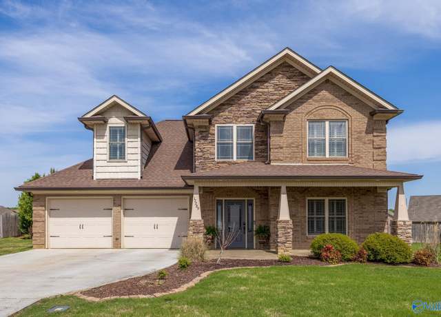 Property at 17289 Obsidian Cir, Athens, AL 35613, 4 beds, 2.5 baths