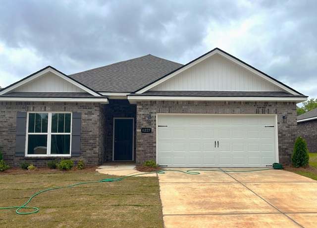 Property at 6227 Pisgah Dr NW, Huntsville, AL 35810, 4 beds, 3 baths