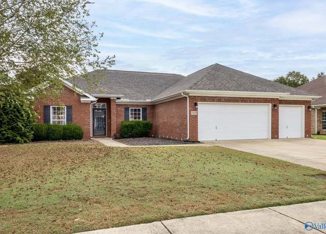 Property at 7009 Eagle Park Cir, Owens Cross Roads, AL 35763, 3 beds, 2 baths