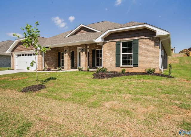 Property at 14354 Wildflower Dr, Harvest, AL 35749, 4 beds, 2 baths