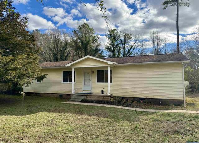Property at 110 Shipp Rd NW, Huntsville, AL 35806, 2 beds, 1 bath