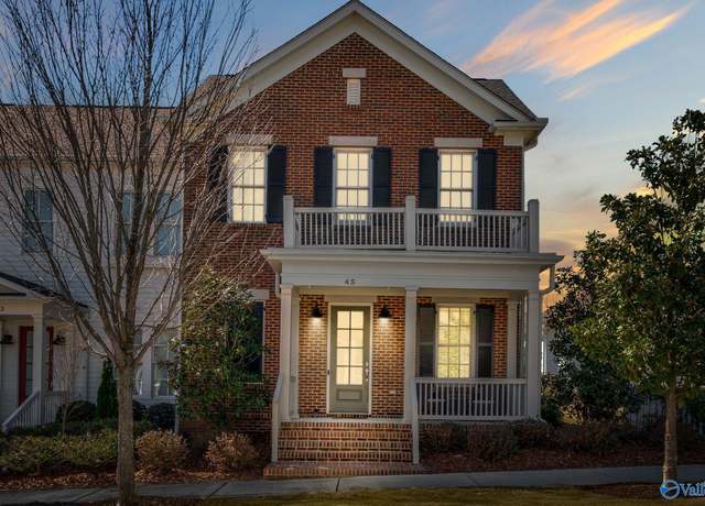 Property at 45 Pine St NW, Huntsville, AL 35806, 3 beds, 2.5 baths
