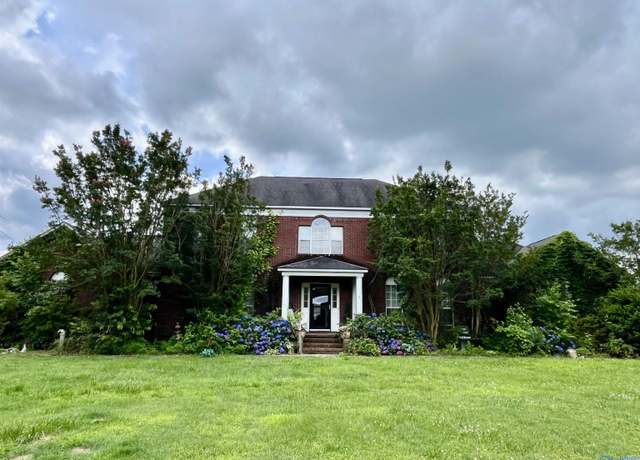 Property at 280 6th St E, Grant, AL 35747, 5 beds, 4.5 baths
