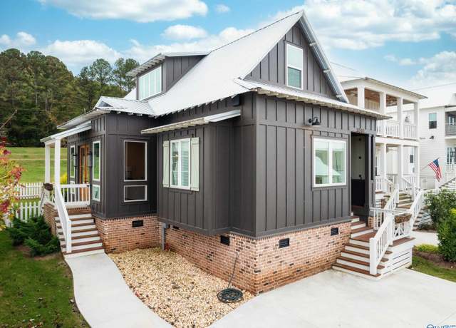Property at 3201 Hardin Rd, Guntersville, AL 35976, 3 beds, 2.5 baths