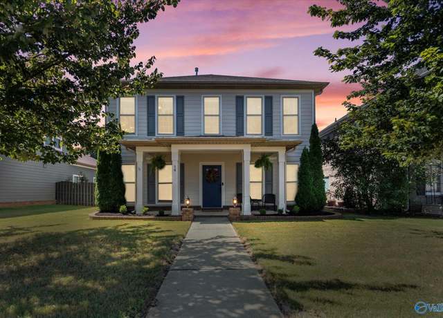Property at 16 Tall Oak Blvd, Huntsville, AL 35824, 4 beds, 2.5 baths