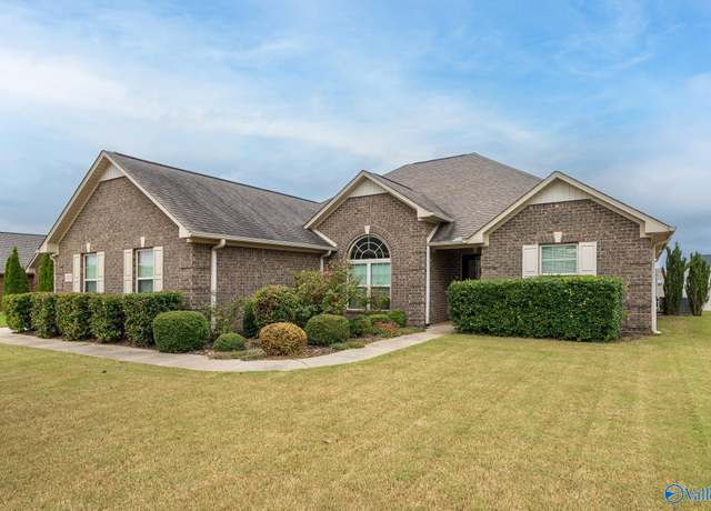 Property at 13205 Trumpet Dr, Madison, AL 35756, 3 beds, 2 baths