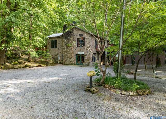 Property at 136 Higdon Rd, Falkville, AL 35622, 2 beds, 2 baths