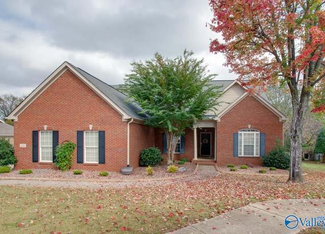 Property at 122 River Bridge Way, Huntsville, AL 35811, 4 beds, 3 baths