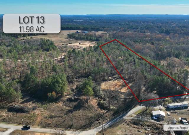 Property at 13 Conway Rd, Decatur, AL 35603