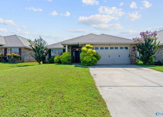 Property at 105 Brooklawn Dr, Harvest, AL 35749, 4 beds, 2 baths