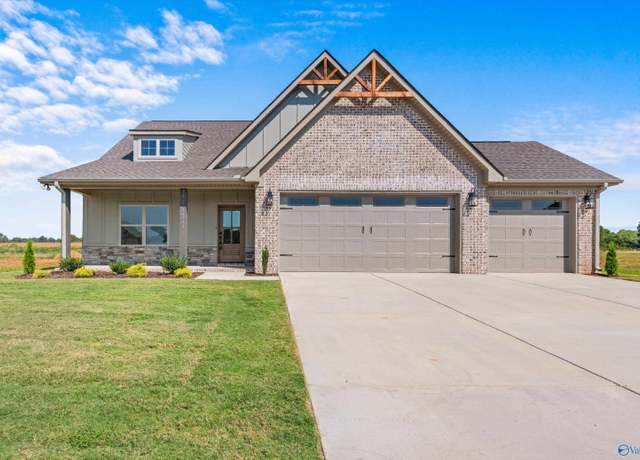 Property at 16732 Watercress Dr, Athens, AL 35611, 4 beds, 3 baths