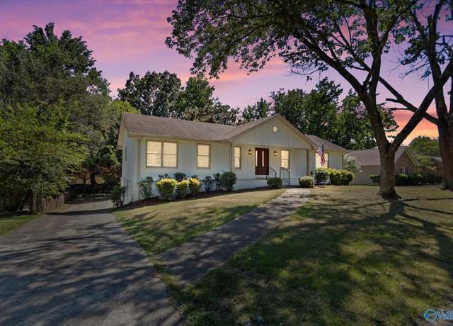 Property at 2612 Excalibur Dr, Huntsville, AL 35803, 4 beds, 2.5 baths