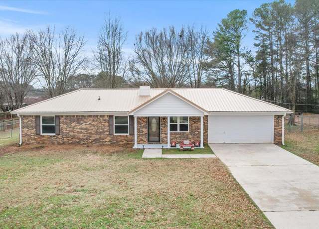 Property at 124 Callaway Ln, Meridianville, AL 35759, 3 beds, 2 baths