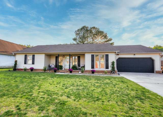 Property at 2315 Warwick Ave SW, Decatur, AL 35603, 3 beds, 2 baths