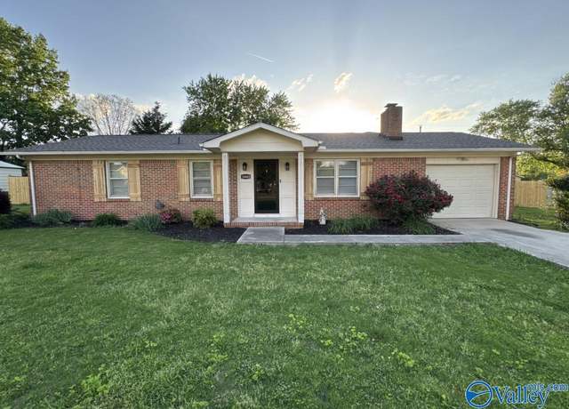 Property at 16665 Becky St, Athens, AL 35611, 3 beds, 1.5 baths