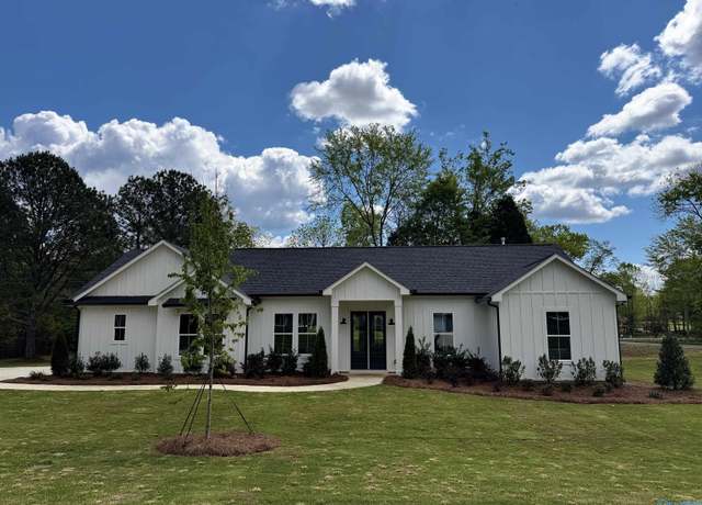 Property at 200 Cade Cir, Leesburg, AL 35983, 4 beds, 2 baths