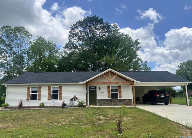 Property at 1006 SW 6th St, Attalla, AL 35954, 3 beds, 2 baths