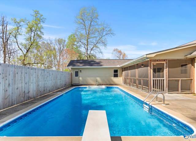 Property at 212 Ohara Dr, Albertville, AL 35950, 3 beds, 3 baths