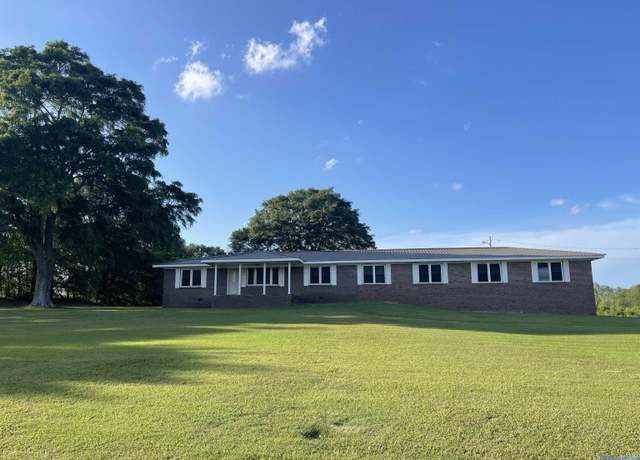 Property at 317 George Wallace Dr, Albertville, AL 35951, 3 beds, 1 bath