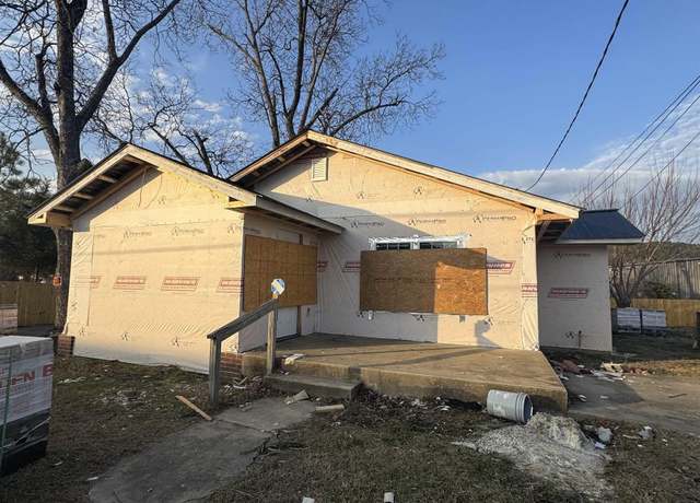 Property at 1125 Gardner St, Gadsden, AL 35904, 4 beds, 2 baths