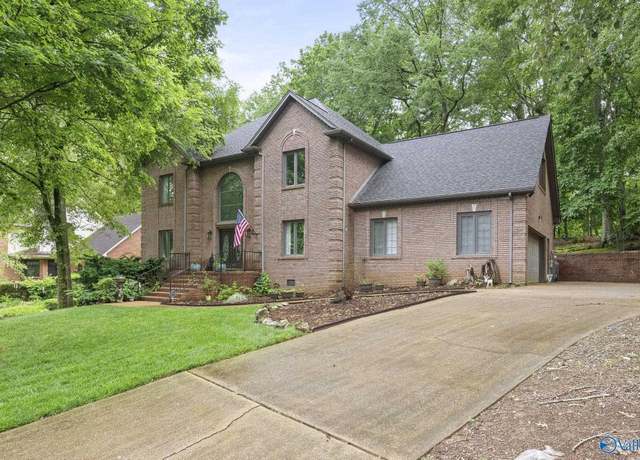 Property at 4806 Cove Creek Dr SE, Brownsboro, AL 35741, 4 beds, 3 baths