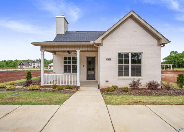 Property at 12421 Laxmi St, Madison, AL 35756, 3 beds, 2.5 baths