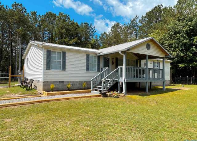 Property at 181 County Road 814, Flat Rock, AL 35966, 3 beds, 2 baths