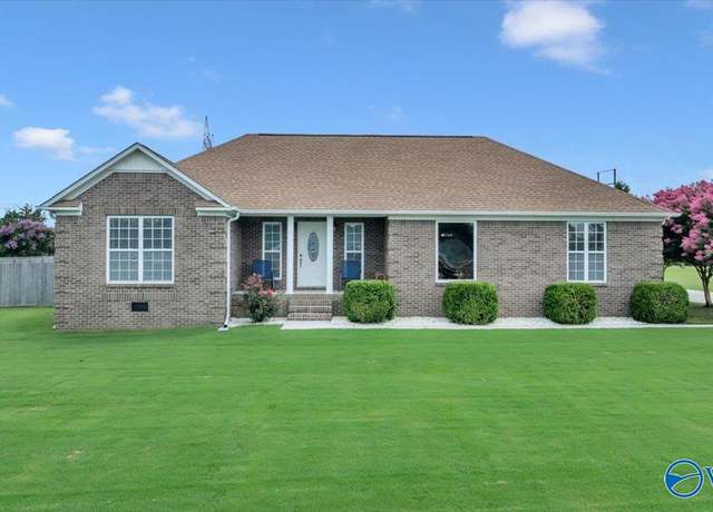 Property at 26656 Peek A Boo St, Athens, AL 35613, 3 beds, 2 baths