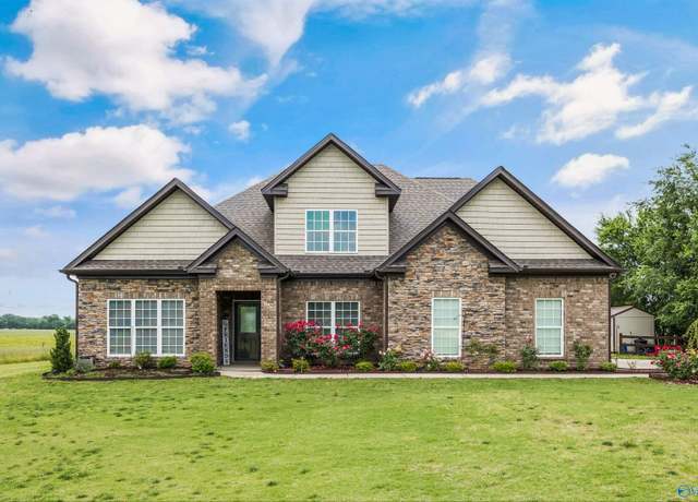 Property at 25684 Alabama Highway 251, Toney, AL 35773, 3 beds, 3 baths
