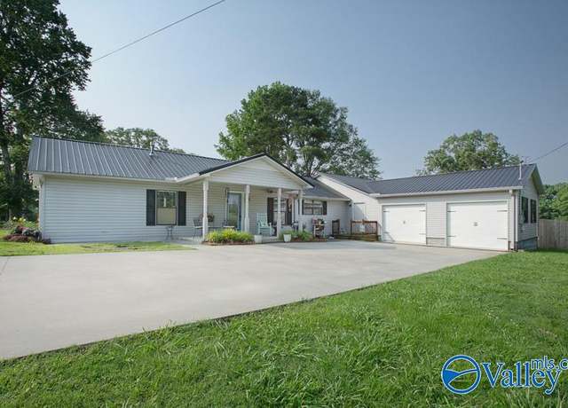 Property at 766 Coosa Rd, Boaz, AL 35956, 3 beds, 2.5 baths