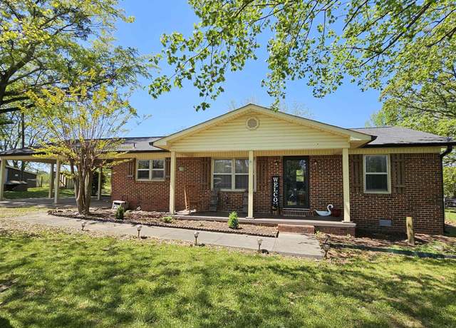 Property at 806 Kirby Bridge Rd, Danville, AL 35619, 3 beds, 1 bath