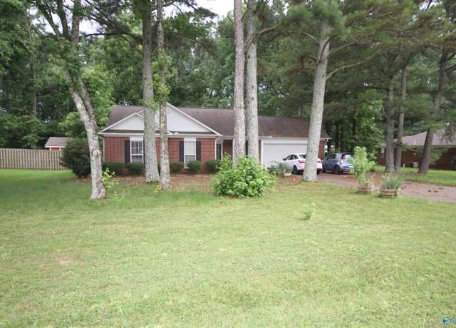 Property at 112 Silver Poplar Pl, Harvest, AL 35749, 3 beds, 2 baths