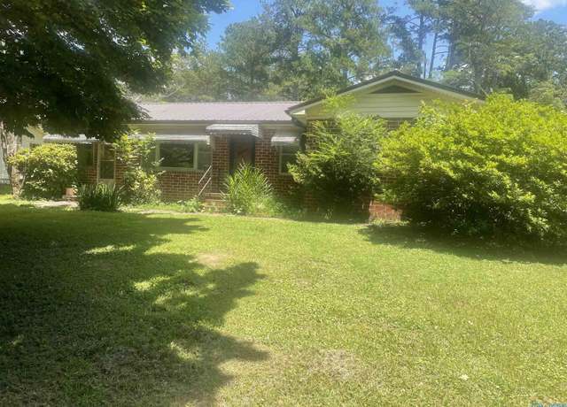 Property at 700 Agricola Dr, Gadsden, AL 35904, 4 beds, 1.5 baths