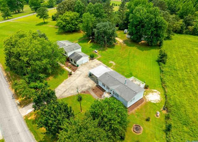 Property at 986 County Road 1686, Cullman, AL 35058, 3 beds, 2 baths