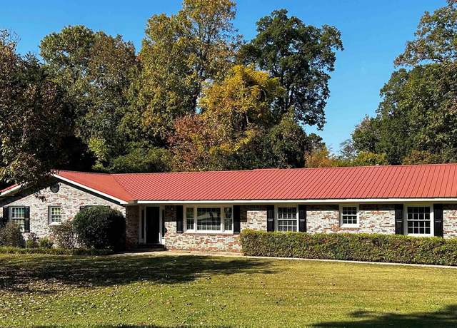 Property at 201 Norwood Dr, Rainbow City, AL 35906, 3 beds, 2 baths