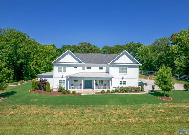 Property at 14315 Lipscomb Rd, Harvest, AL 35749, 5 beds, 4.5 baths