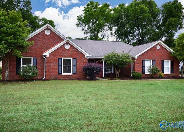 Property at 105 Chinook Trl, Madison, AL 35758, 4 beds, 2 baths