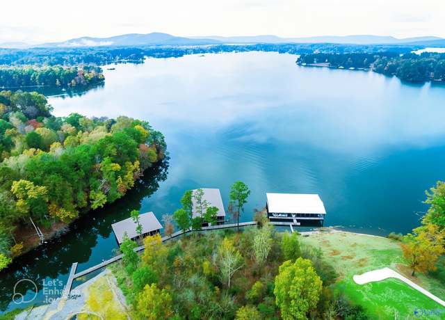 Property at 186 Monte Sano Dr, Scottsboro, AL 35769