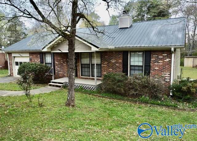Property at 210 Stormy Dr, New Market, AL 35761, 3 beds, 2 baths