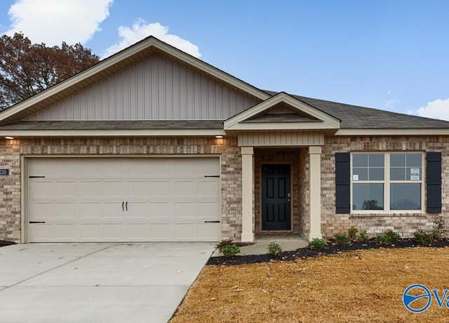 Property at 130 Settlement Dr, Huntsville, AL 35810, 3 beds, 2 baths