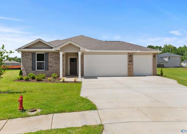 Property at 103 Gladeview Ct, Hazel Green, AL 35750, 4 beds, 2 baths