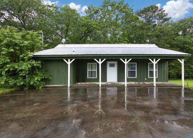 Property at 14745 Alabama Highway 157, Vinemont, AL 35179, 3 beds, 1.5 baths