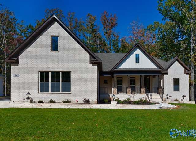 Property at 23 Bluff Crk, Huntsville, AL 35803, 4 beds, 3.5 baths