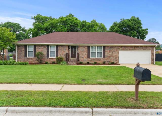 Property at 907 Cornelia Dr SE, Huntsville, AL 35802, 3 beds, 2 baths